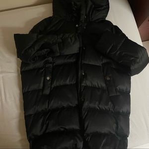 Zara’s women’s down coat